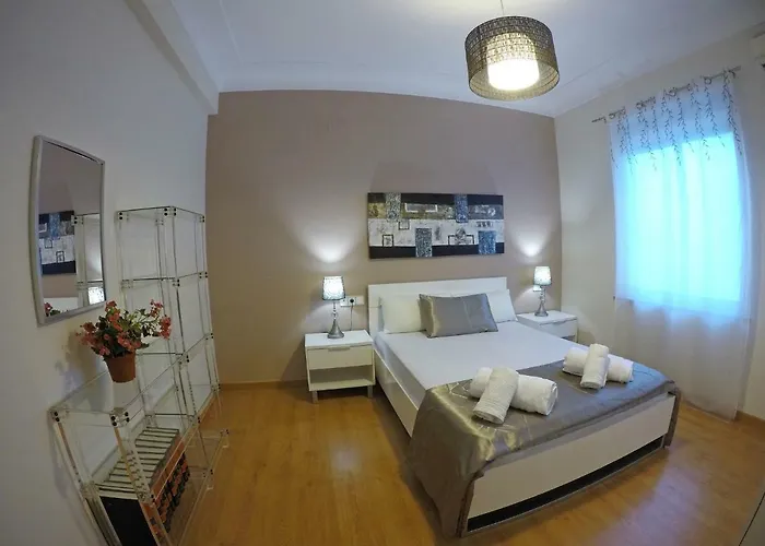 Eduardo Lucena 5, Patios 아파트 *