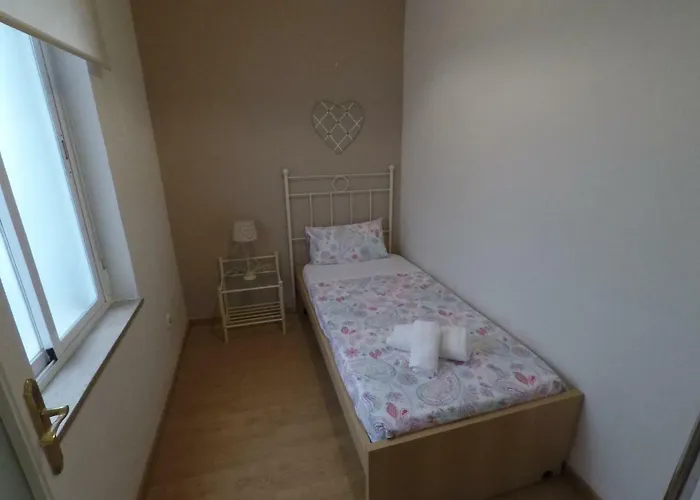 Eduardo Lucena 5, Patios דירה *