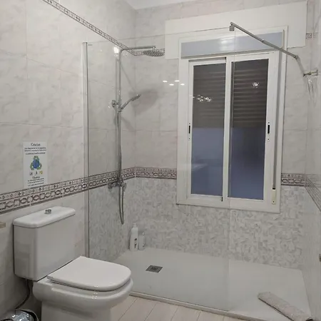 Eduardo Lucena 5, Patios Apartment