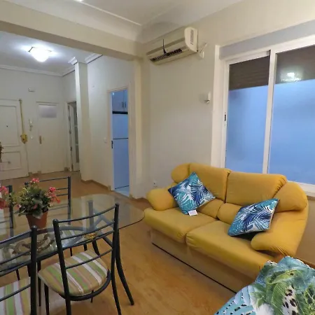 Eduardo Lucena 5, Patios * Kordoba