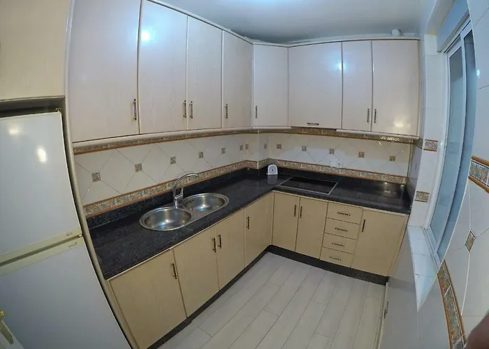 Eduardo Lucena 5, Patios * Córdoba