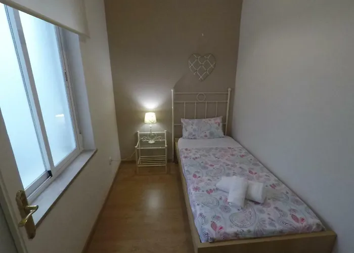 Eduardo Lucena 5, Patios Appartement